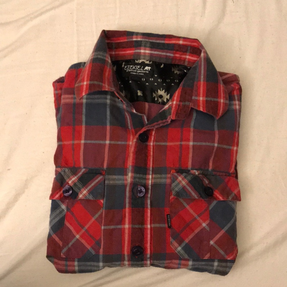 Ezekiel Red Flannel Button Up Size M